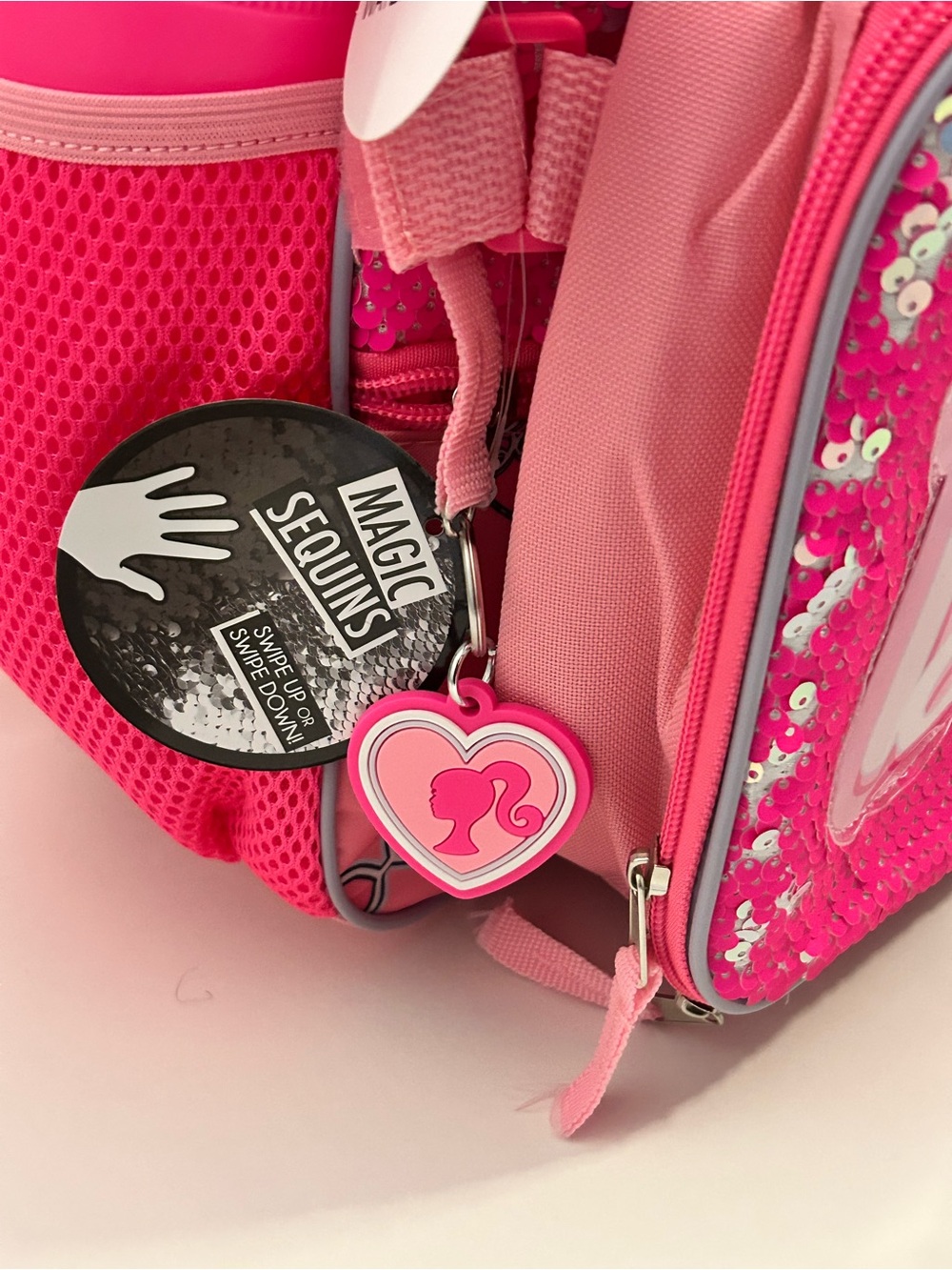 Barbie Pink Kids 5 piece Backpack with lunchbox, and water bottle NWT - Picture 12 of 12